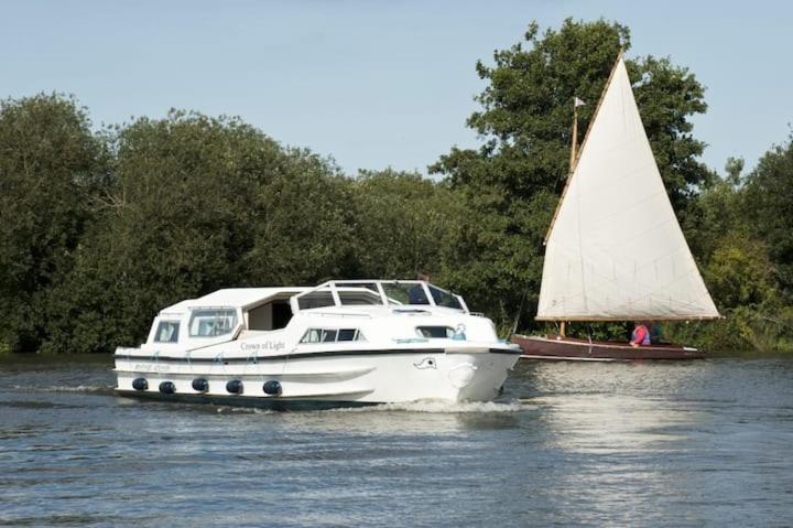 Relaxing Chalet On Popular California Sands Short Stroll To Beach, Nr Norfolk Broads & Great Yarmouth Scratby 외부 사진